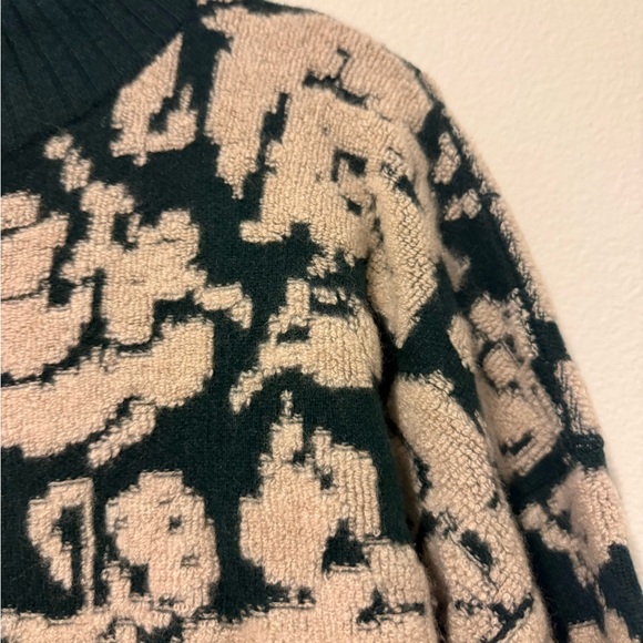 100% Cashmere Garnet Hill Jacquard Pullover Size M Green/White Floral - Picture 3 of 6